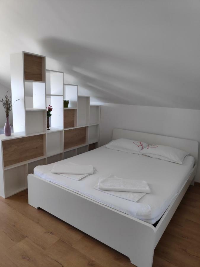 Apartman Anicic Podaca Ngoại thất bức ảnh
