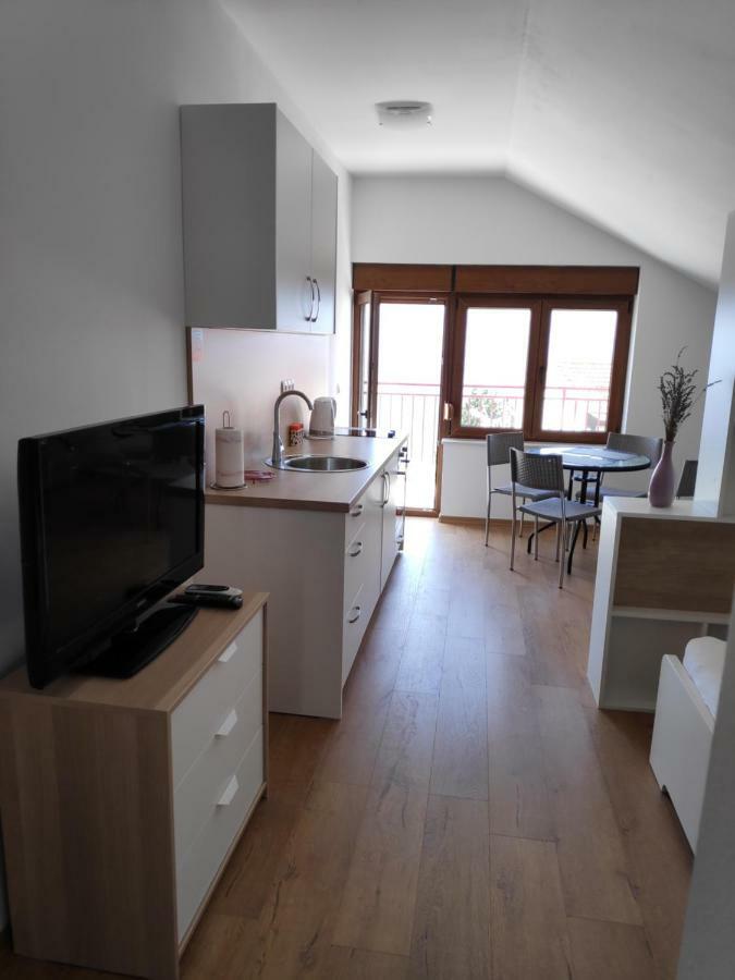 Apartman Anicic Podaca Ngoại thất bức ảnh