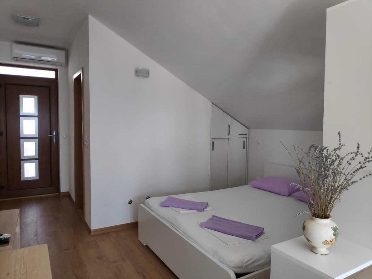 Apartman Anicic Podaca Ngoại thất bức ảnh