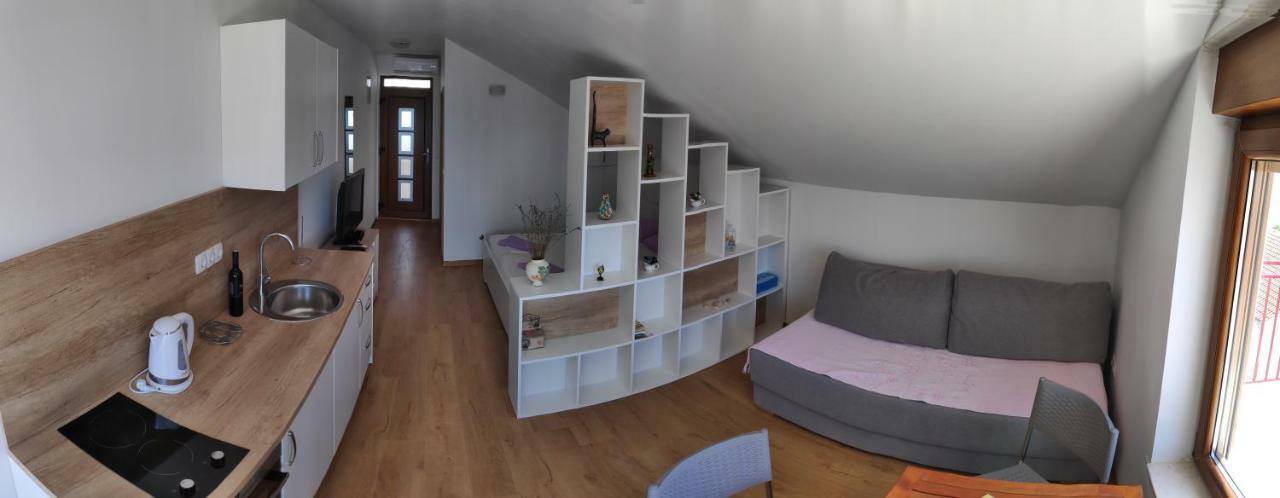 Apartman Anicic Podaca Ngoại thất bức ảnh