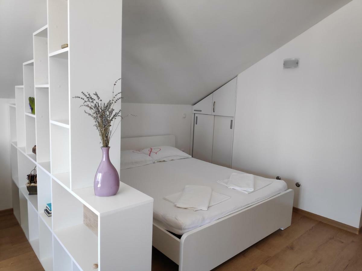 Apartman Anicic Podaca Ngoại thất bức ảnh